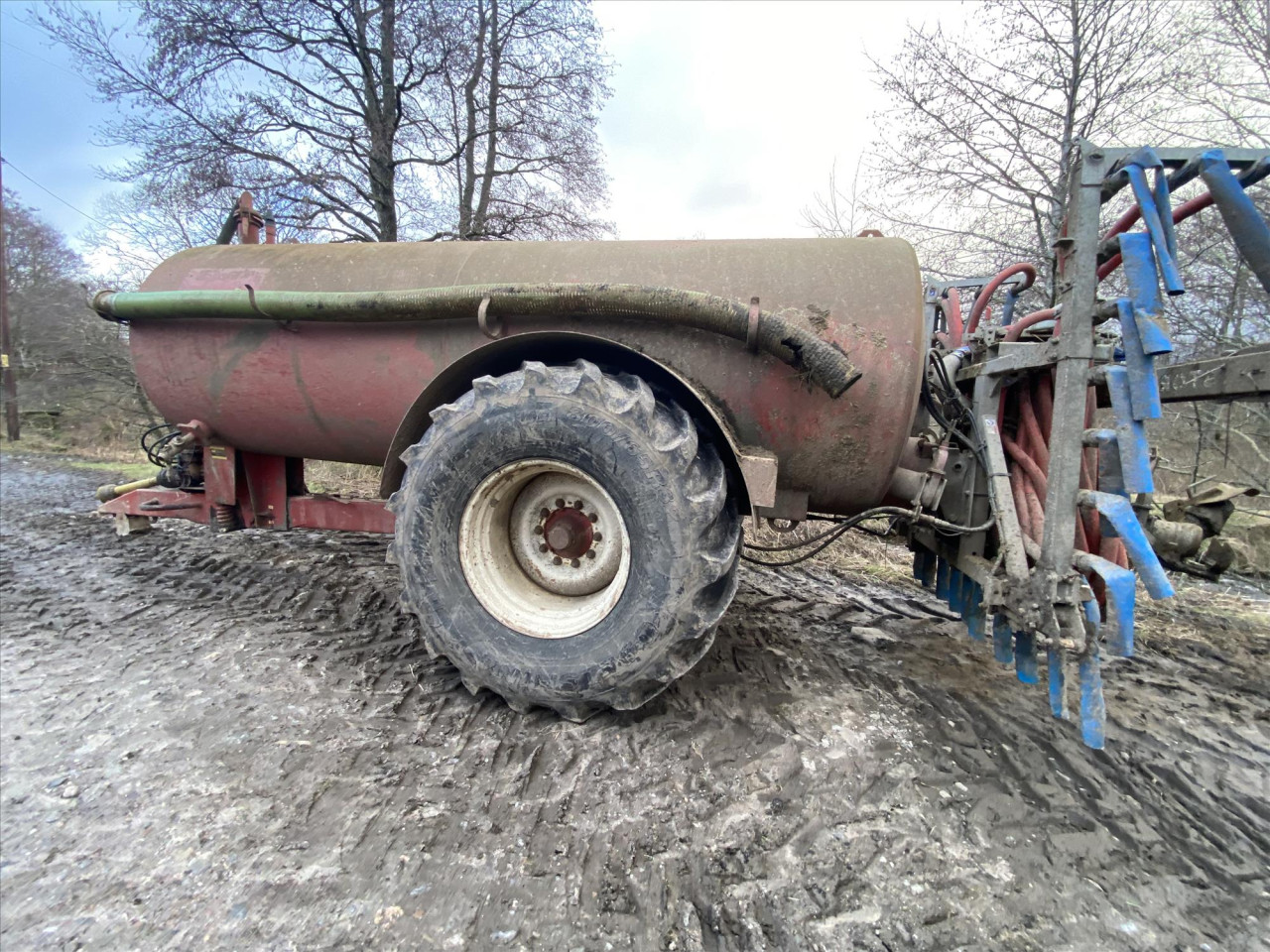 c7ae5674-b809-4b8b-96bf-a89cd3b25802