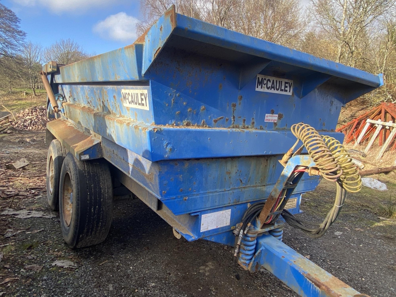 c5d6d335-7fa0-4f7a-8e94-62b70de1ee66