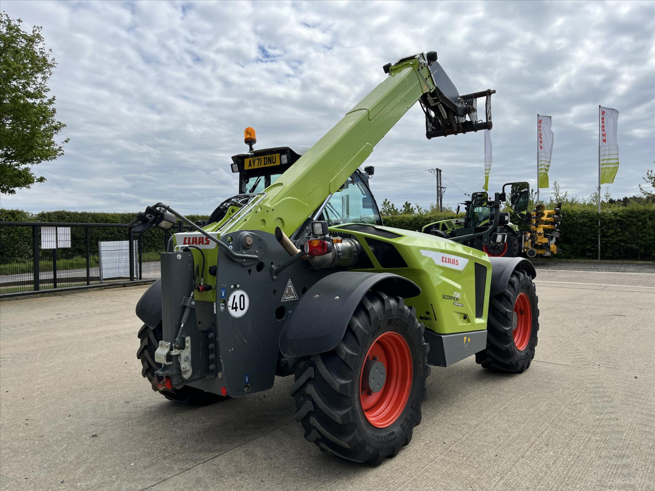 4b3ff1ee-9834-4d61-a33b-2908bcac718f