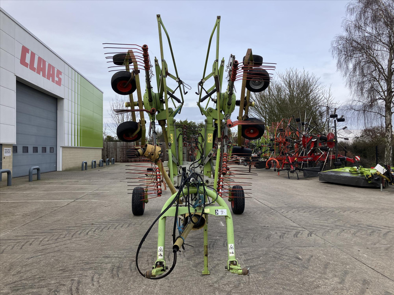 ebdf2752-025c-4c15-bc8b-8b8920a9c3f9