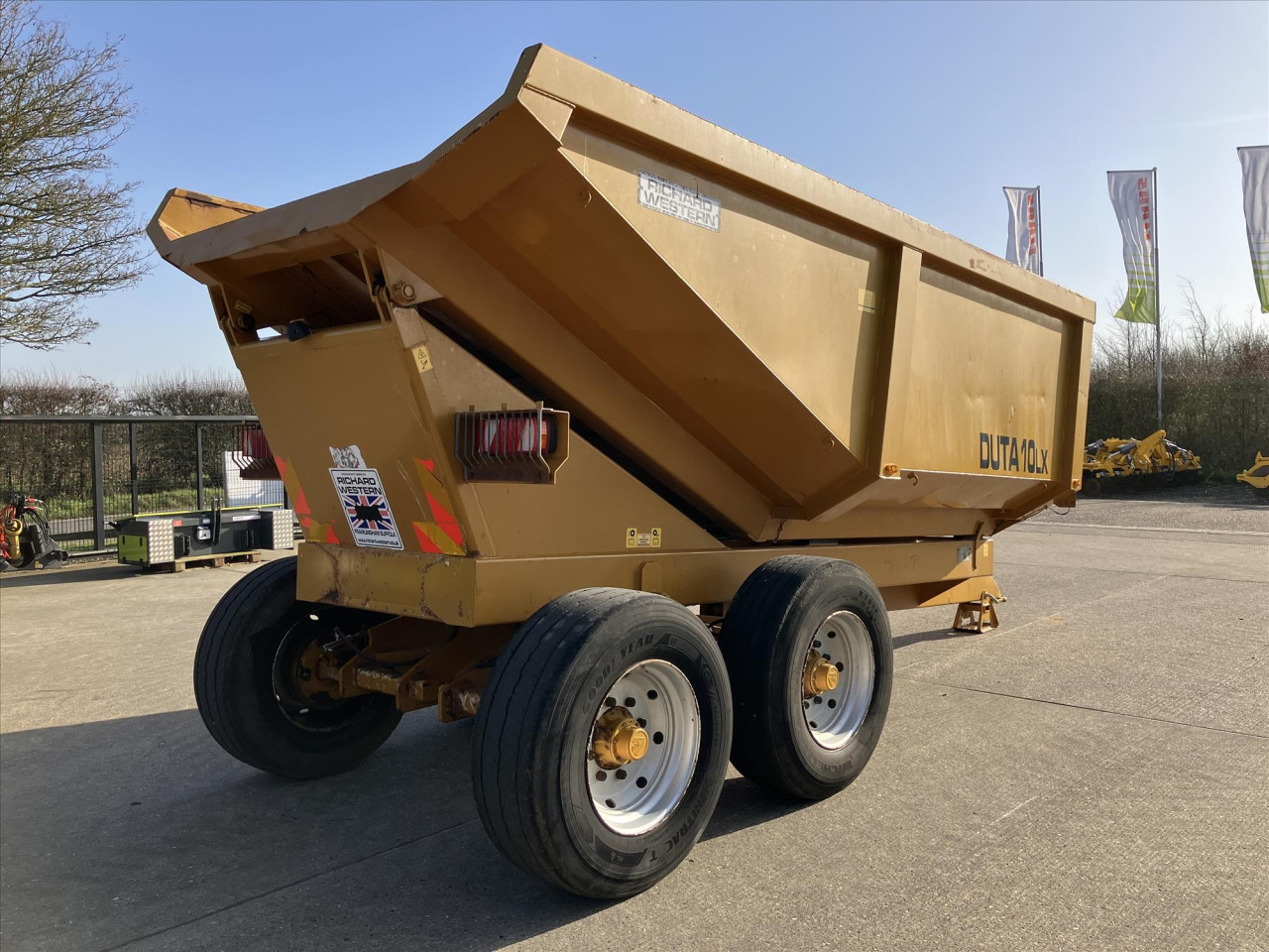 00a15b12-9961-48eb-930b-dfc0a3ea27e4