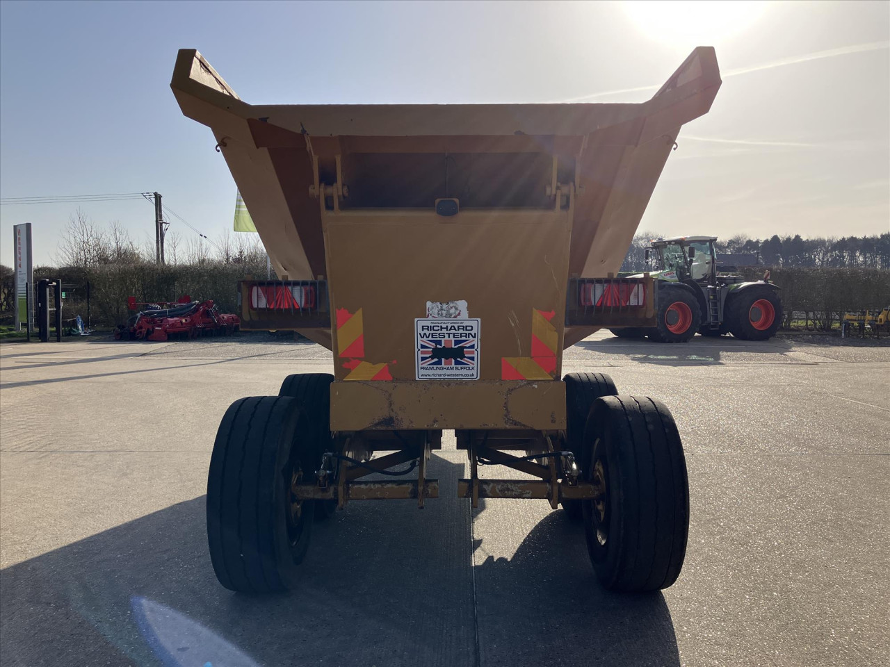 d908e78b-4415-4348-a309-ae9c5d0278f7