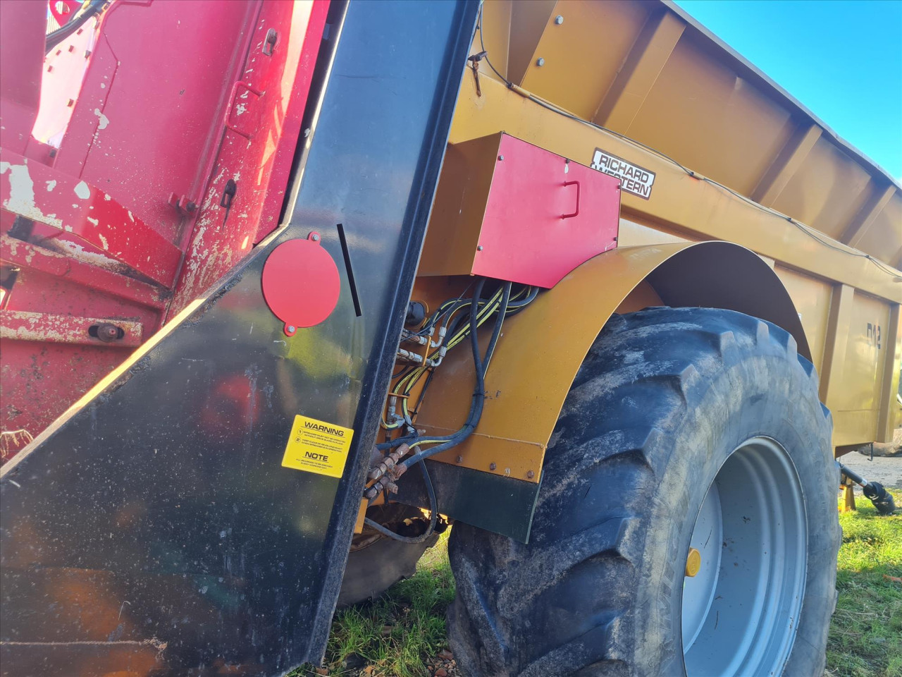 e334f0a5-3843-4711-9fa9-c36d48e9c2df