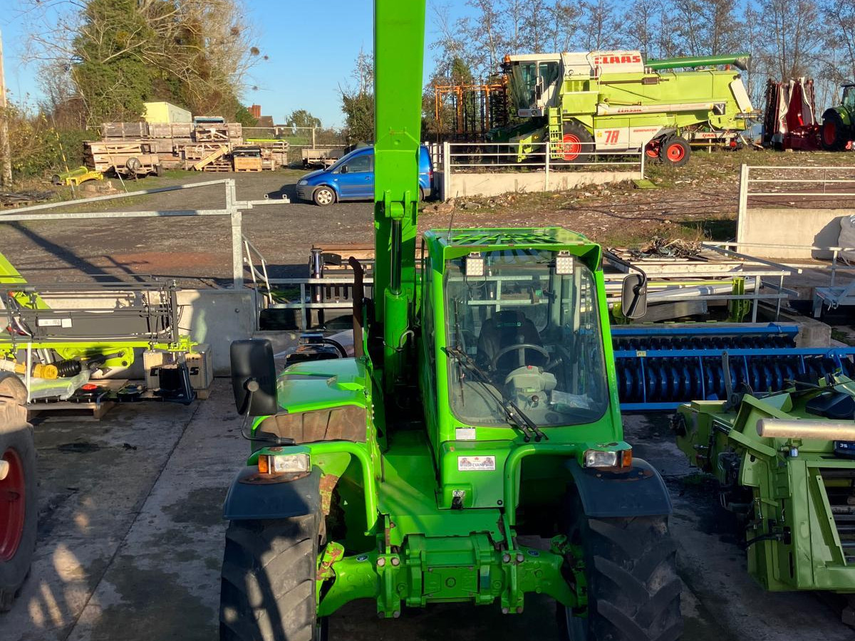 b0592288-f0c1-40b2-b1d7-f753f1b366c6