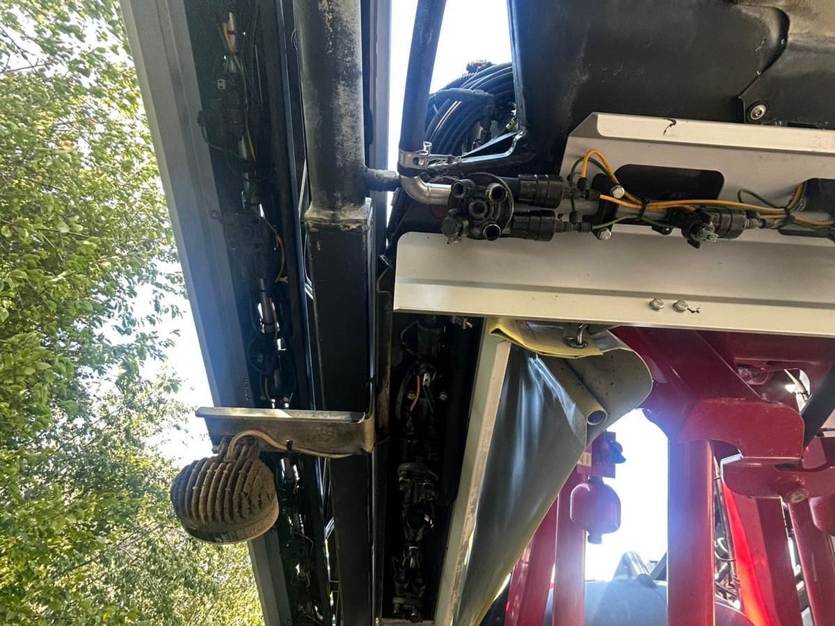 c91b8856-0a0d-46b4-b9b7-0586f393d98e