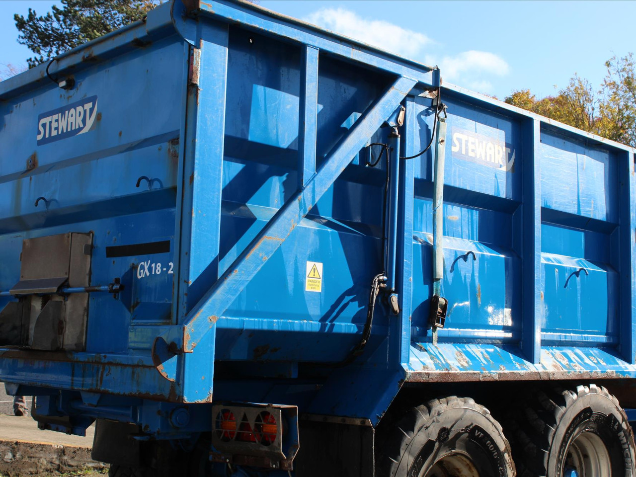 249d91bc-a5fa-44ad-ba77-bf54df54a393