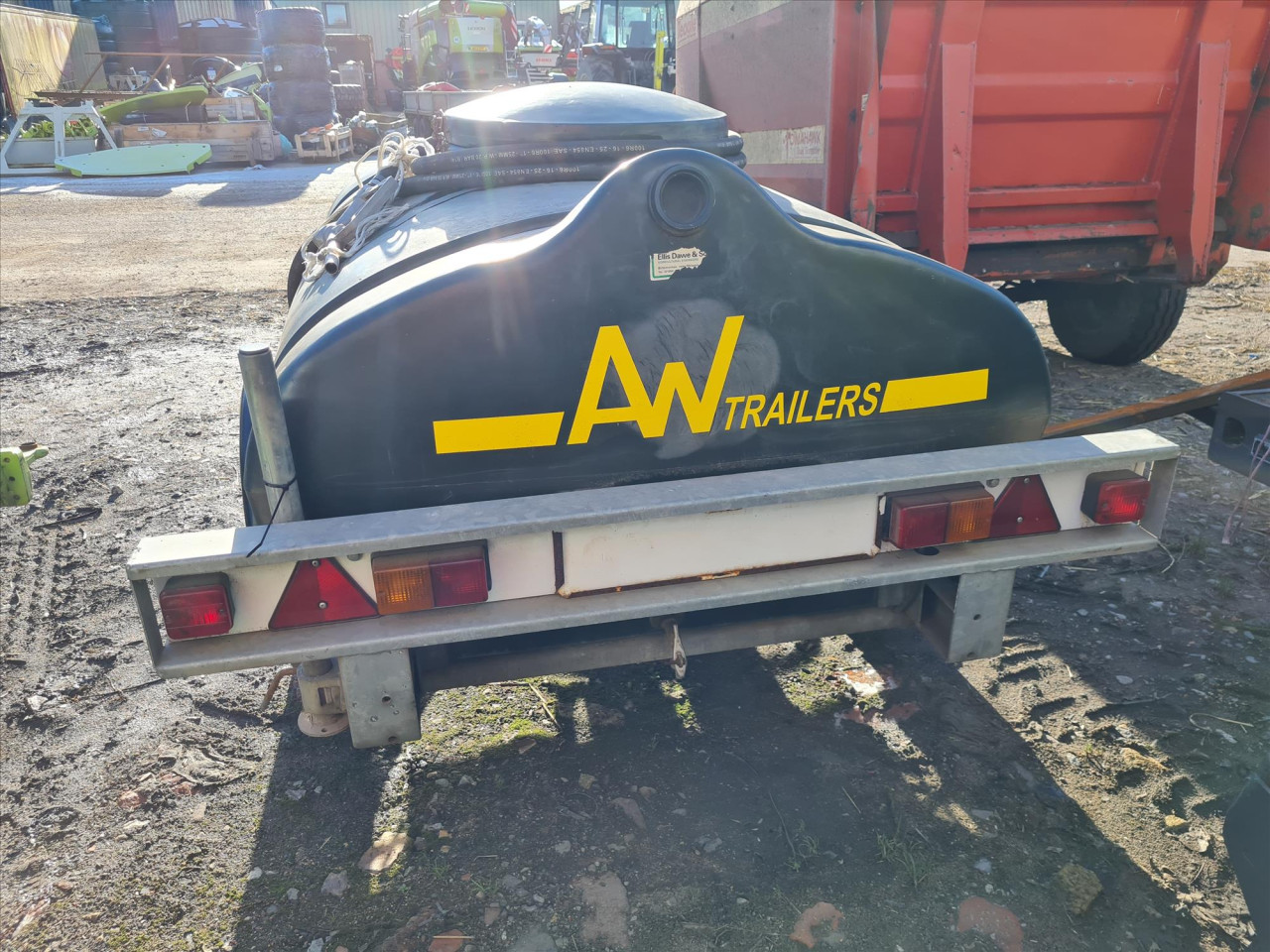 ef889e0f-ec2e-4bdd-9e92-3739be15c890