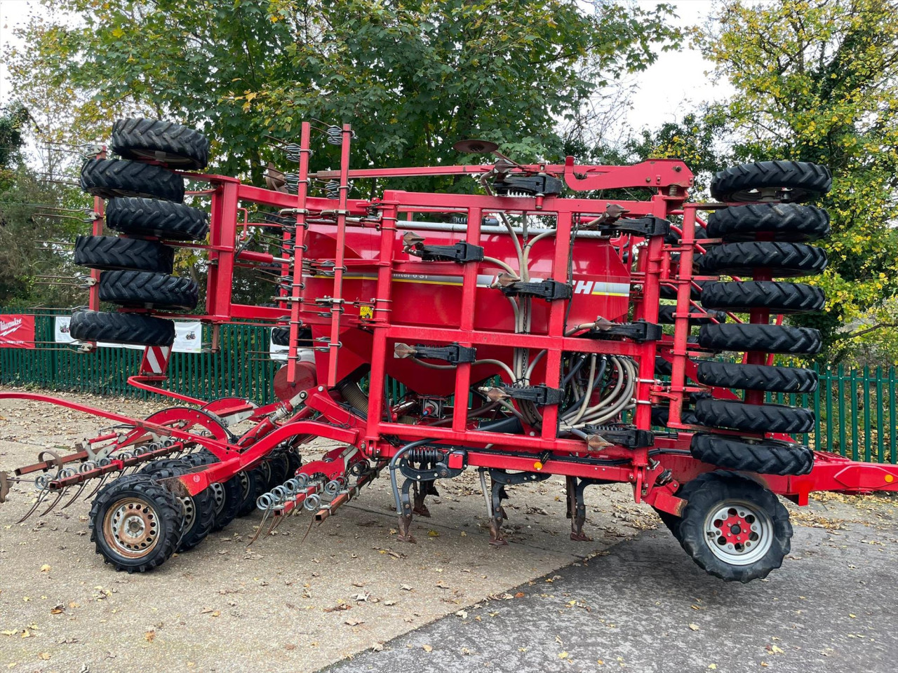 d6701828-d044-4339-9f7e-a96b537f76d0