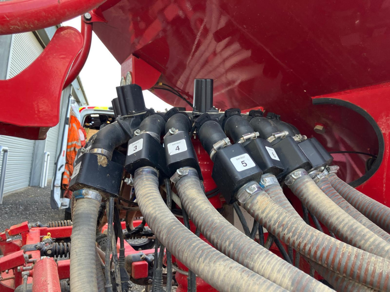 24ca8bbd-a8a0-4ec0-8708-a07616da087f