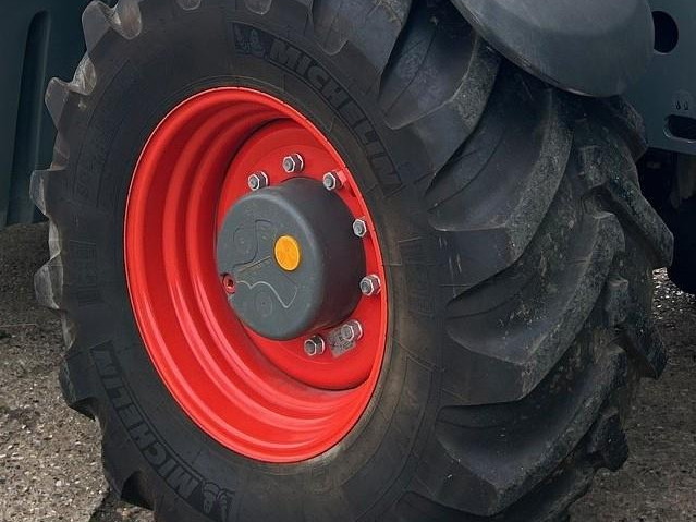 MICHELIN XMCL other for sale in Luton, Bedfordshire — photo 3