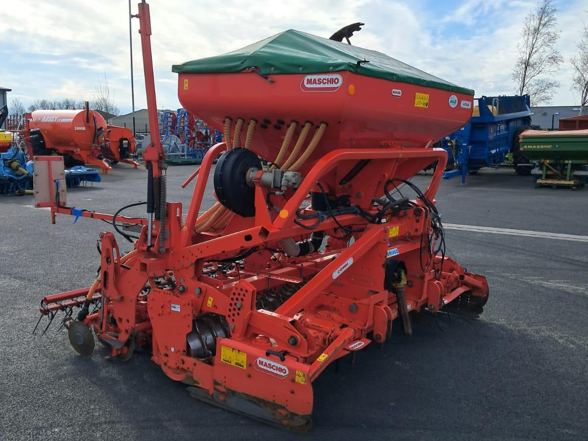 6ef3b064-f3dc-4dc7-91ea-19eba9b1b436