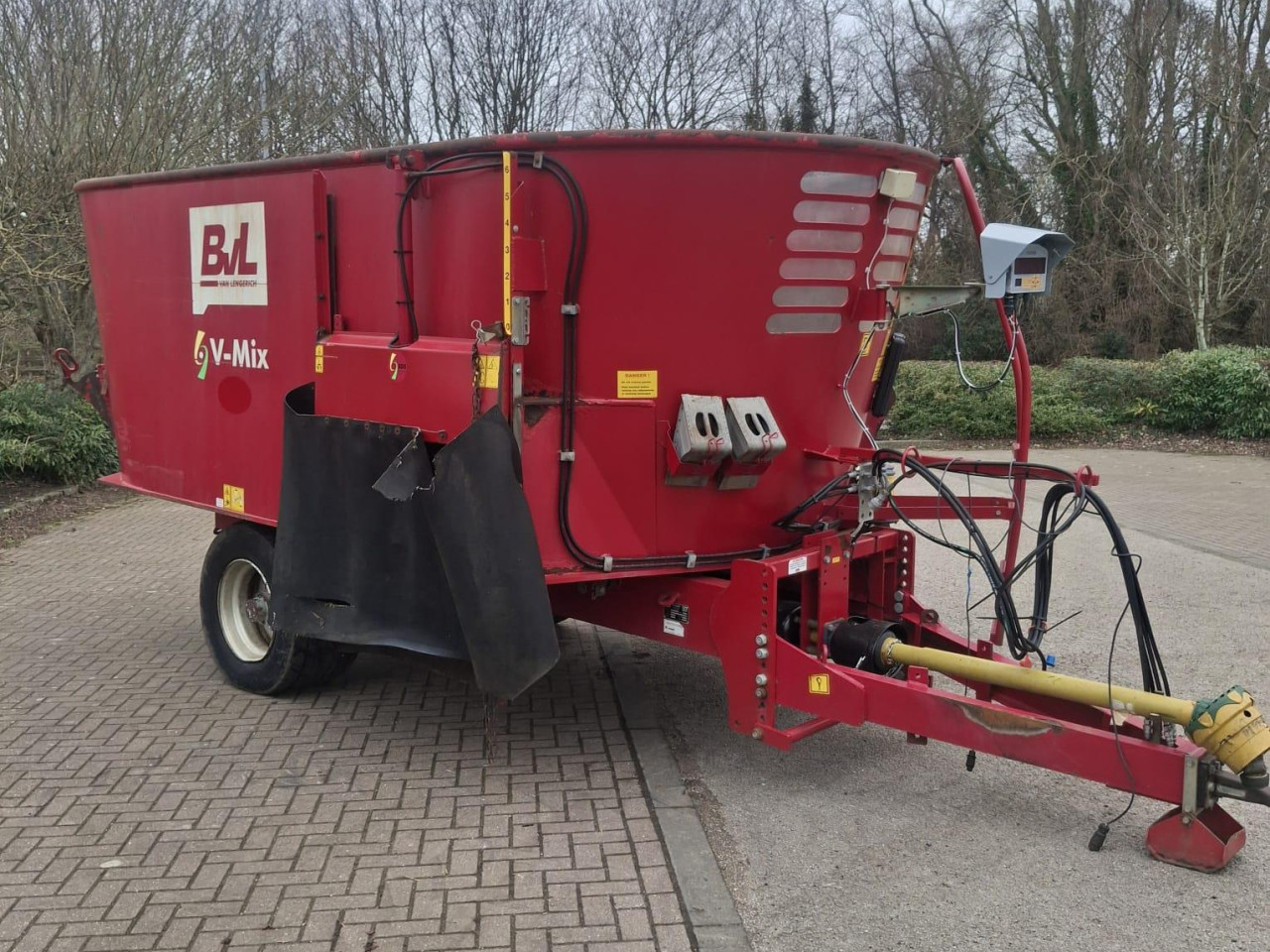 b7612d35-e5ae-45e2-a1ed-35103694bf63