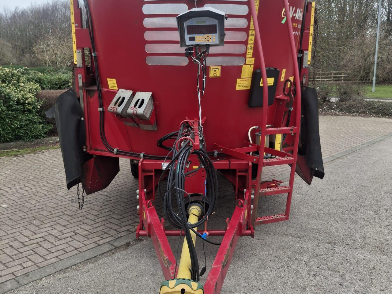 b98ba55b-1d55-4b80-8090-cbdd4757f82b