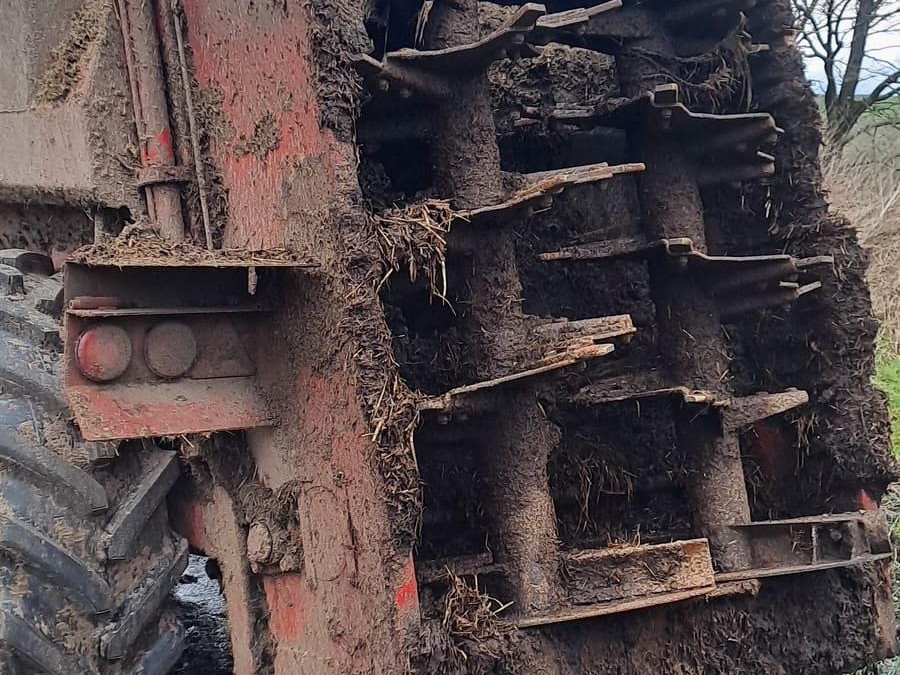 e1377682-f572-482c-a6da-9da753453f2d