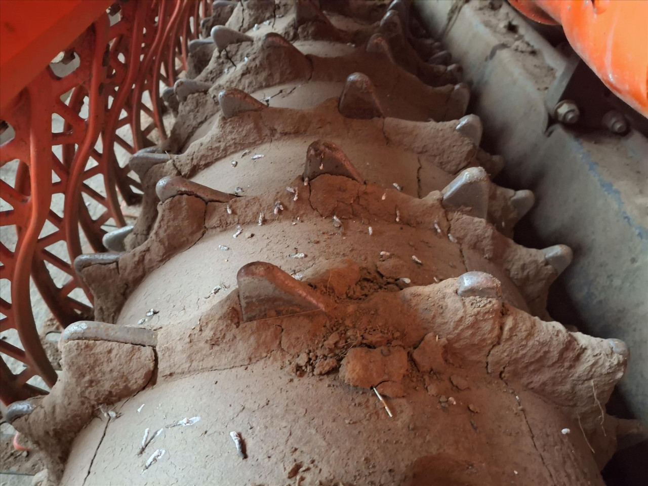 e2aa0f70-1b6c-4f4b-b011-2d2b984a6ceb