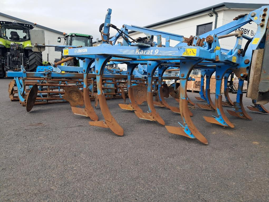 c6f6c996-29d5-4eb6-80e2-4bbfa68d31ad