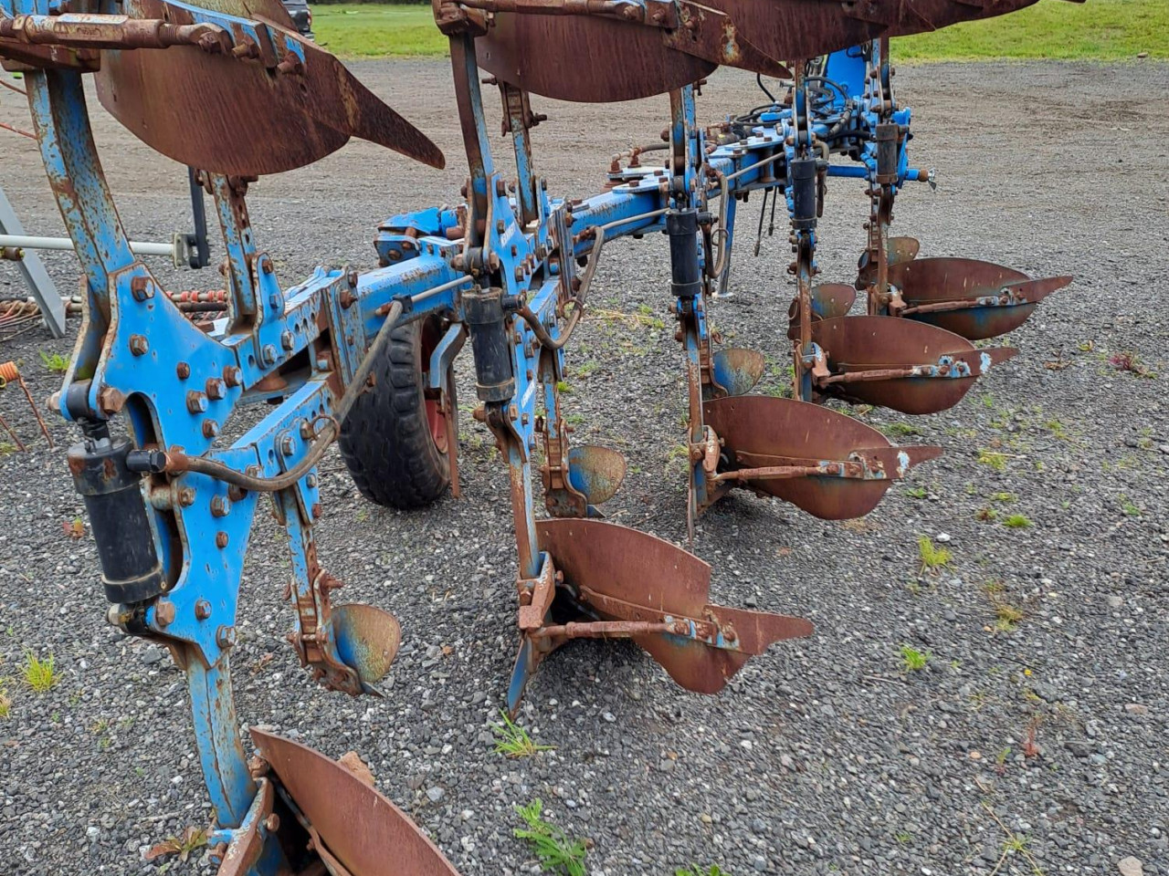 d9547c1d-d159-43f3-8bfa-ccac91e32c65