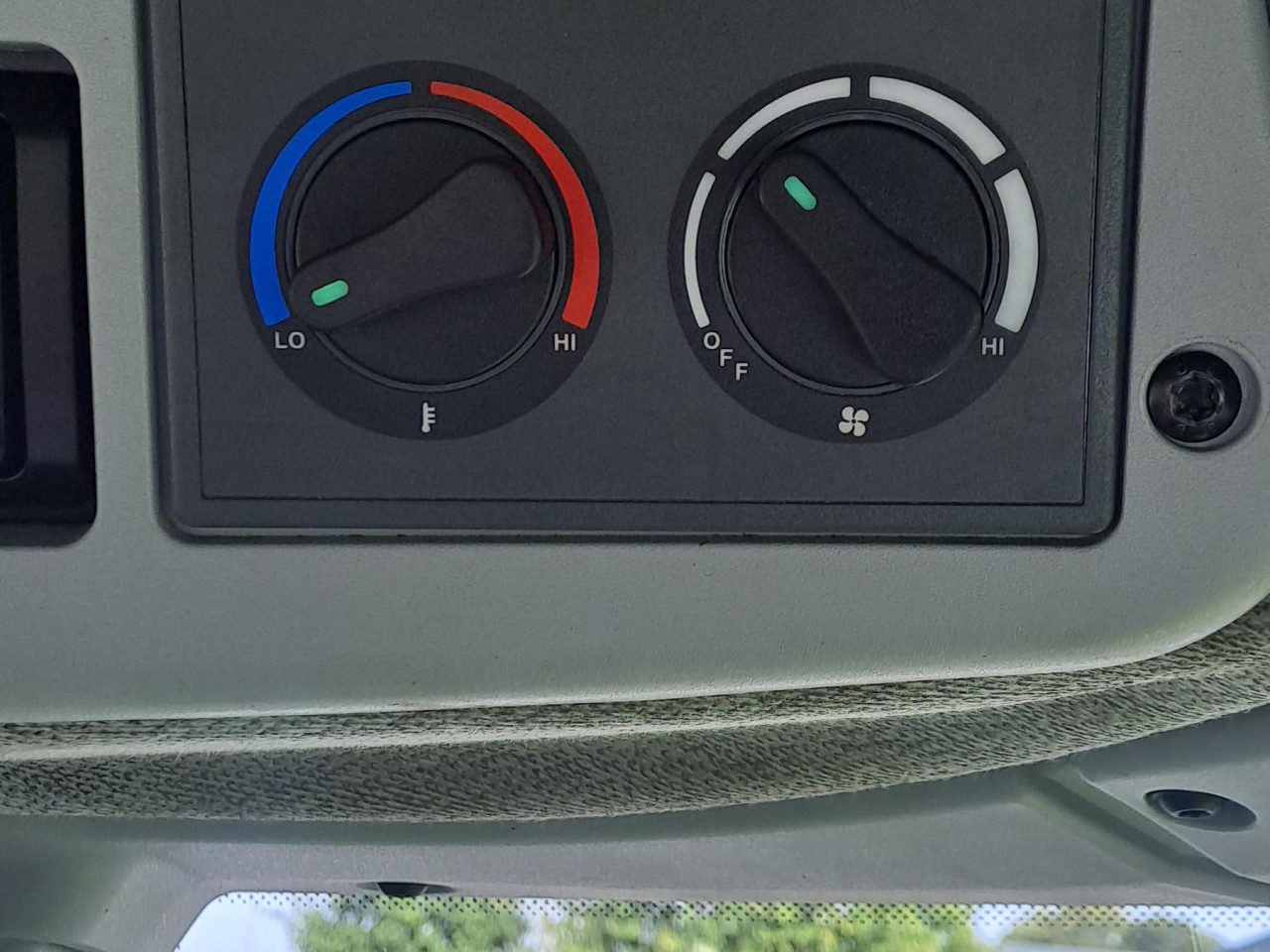 ab39d9bd-1d26-4567-80e8-dc4f8b88e2e5