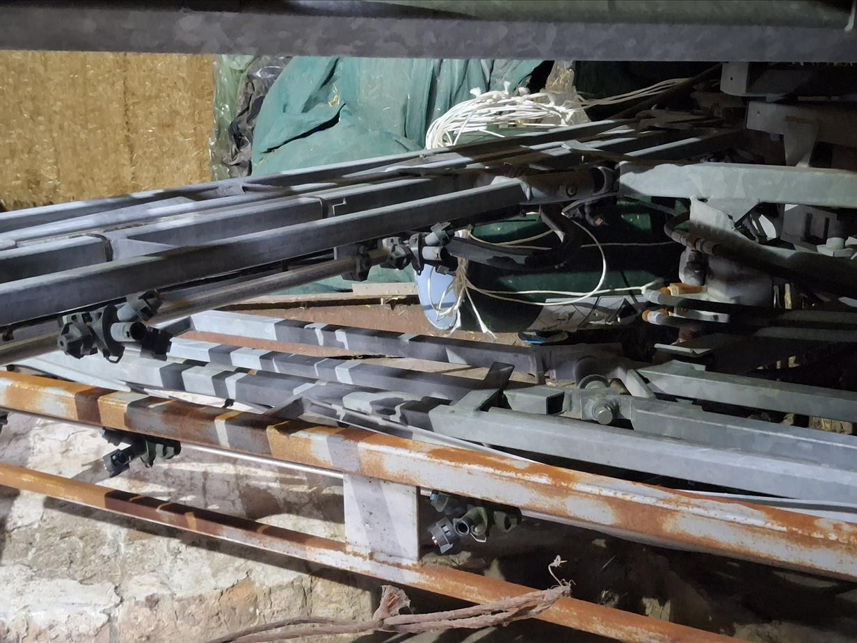 01306f35-d9f4-4564-a40a-c9e252e4aa38