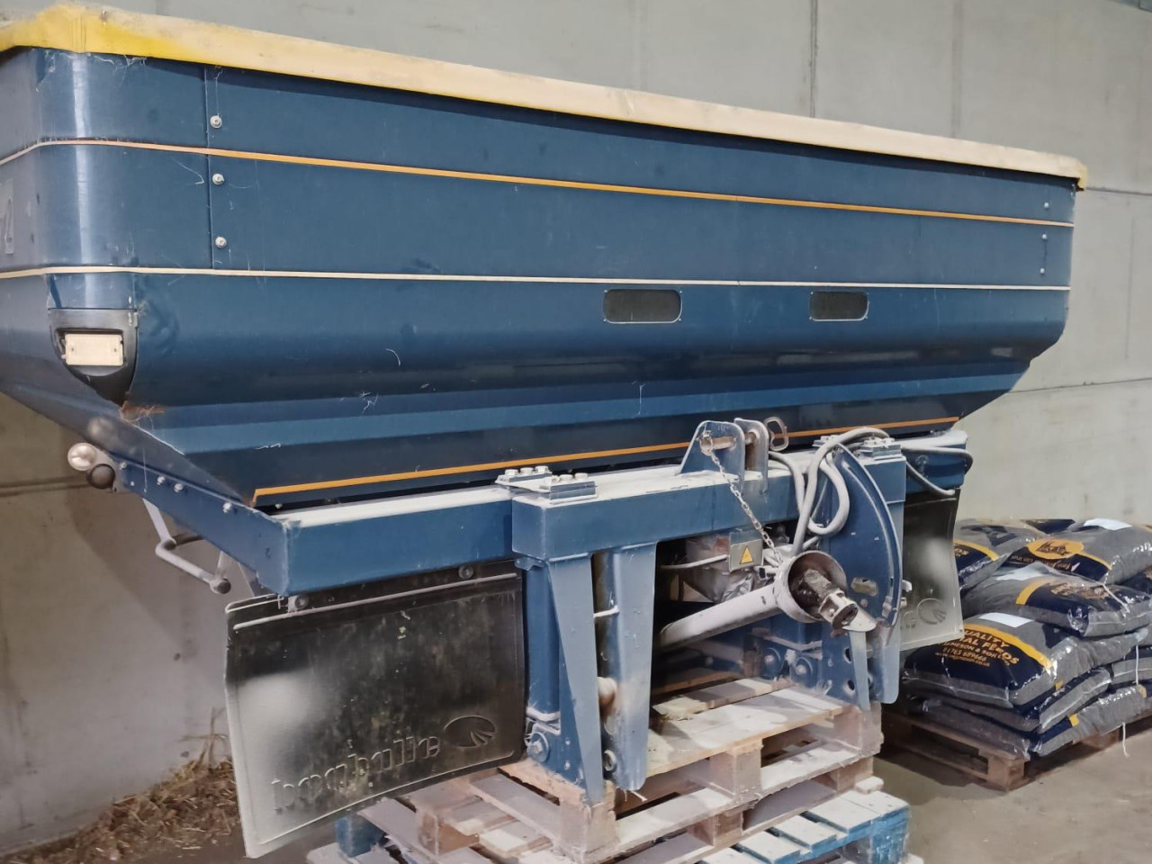 ab665c65-61af-400c-986e-eb3fa1b3fa88