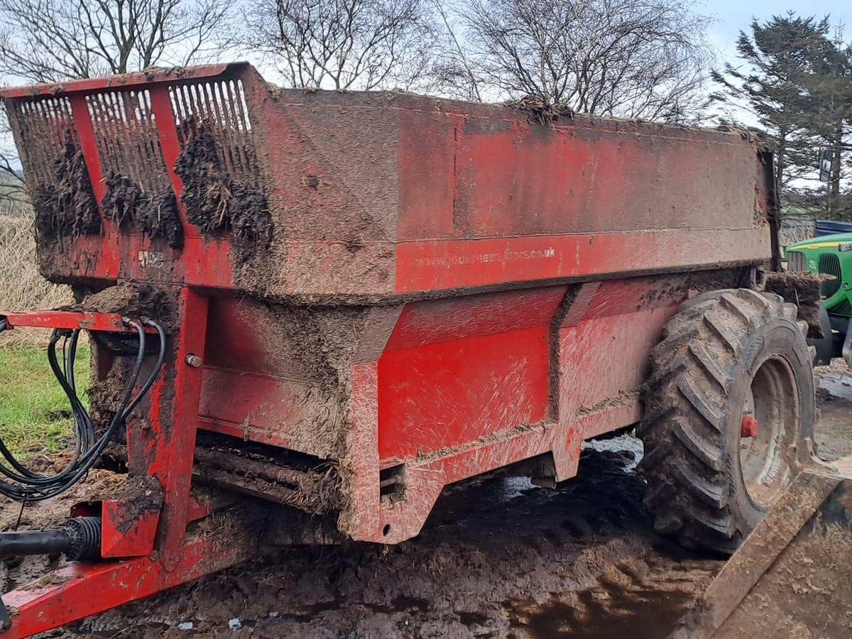 e3e2d391-5a6e-44be-ac9c-b26200086ab0