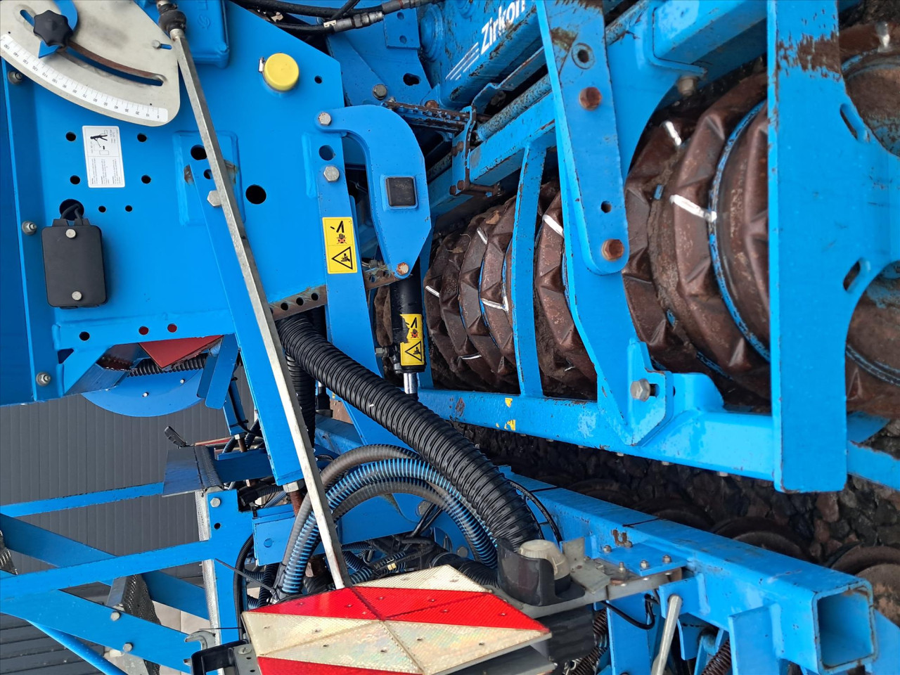 99cf2a70-7f9f-4c76-9a6a-cd0a5ccb3cee