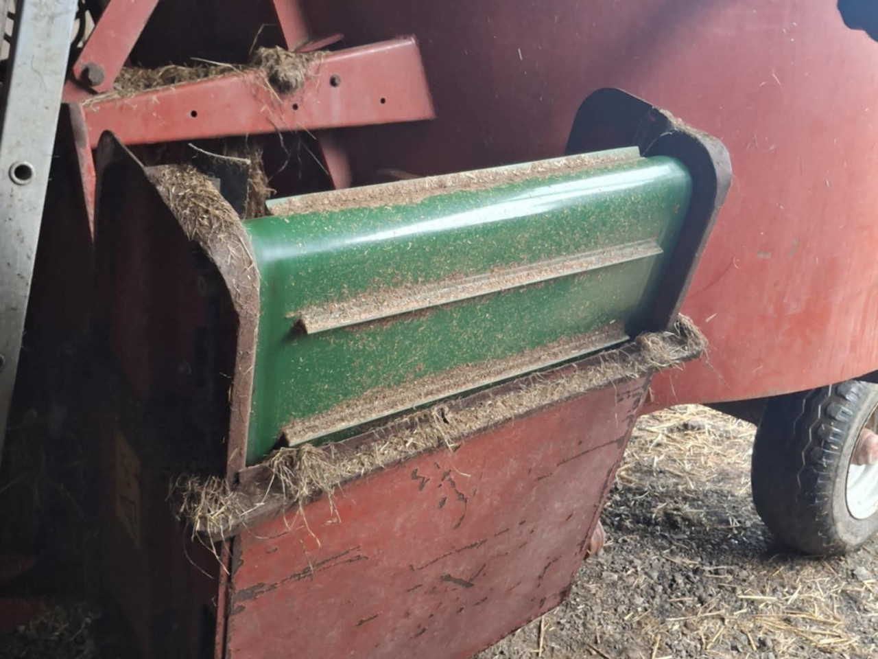 d04ff4b4-0e2d-4af8-941b-10c984cd5f52