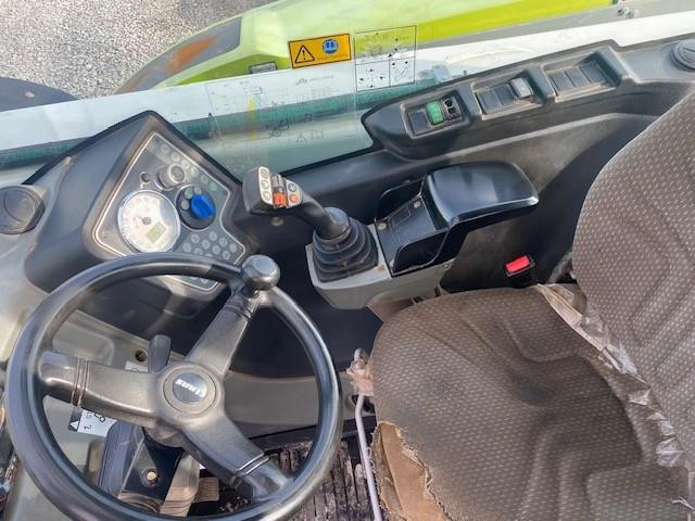 239ef1e5-2ab7-40c7-ba08-e9e7eb0f032d