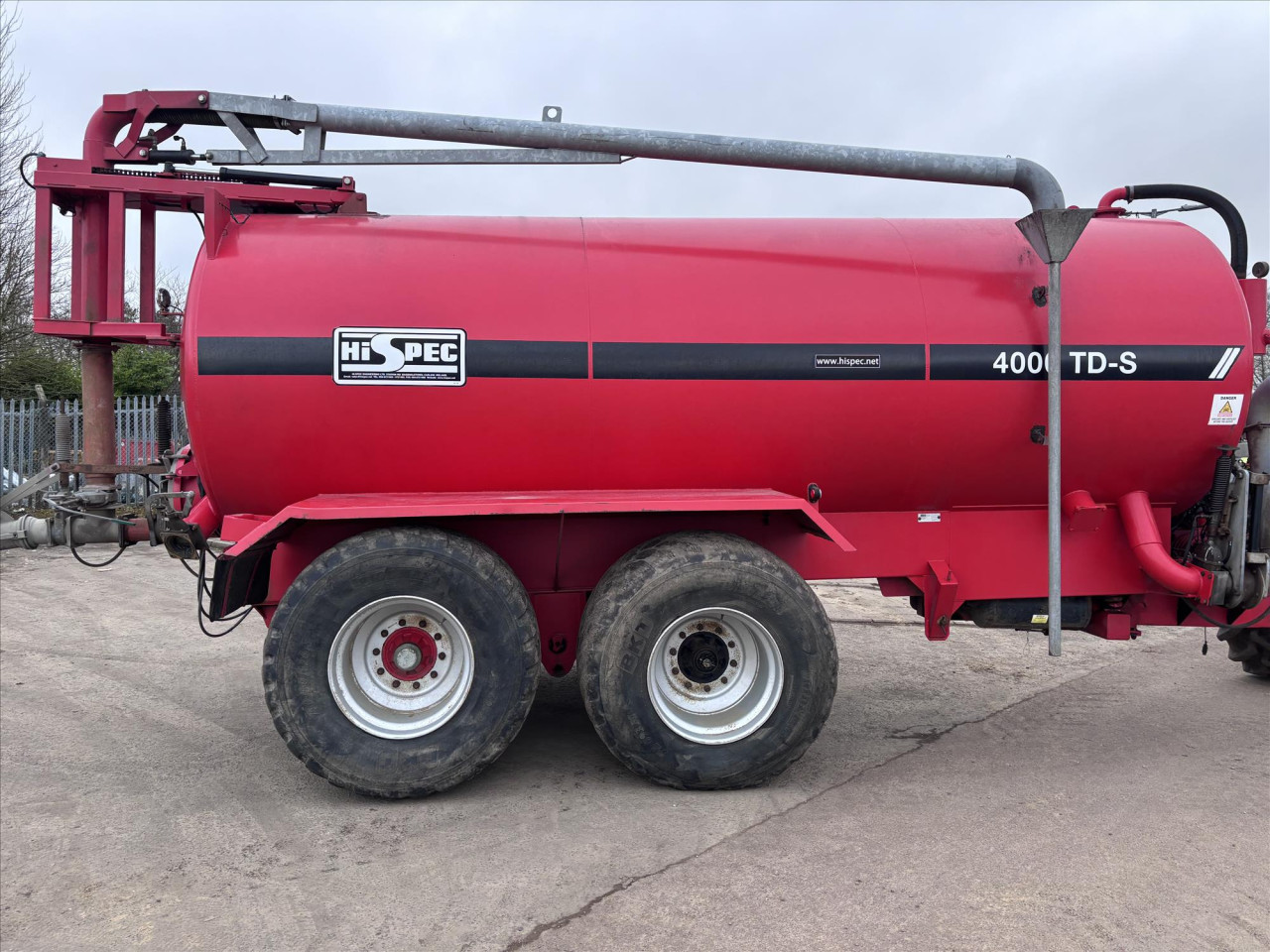 cc9c2caa-650a-44e1-8d64-76efb94866d2