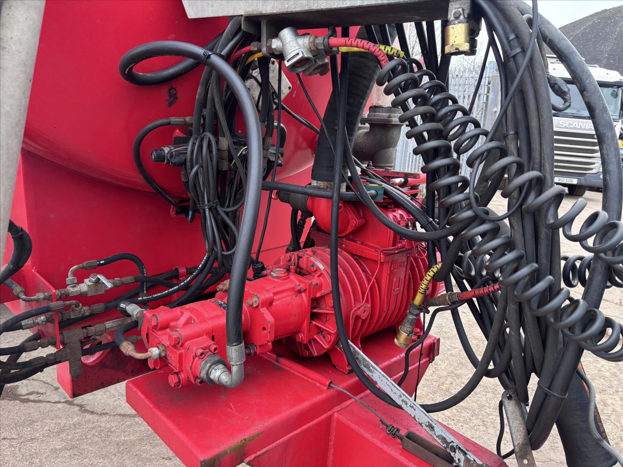 a63d303e-6ed1-441f-9e46-9fb76902f033