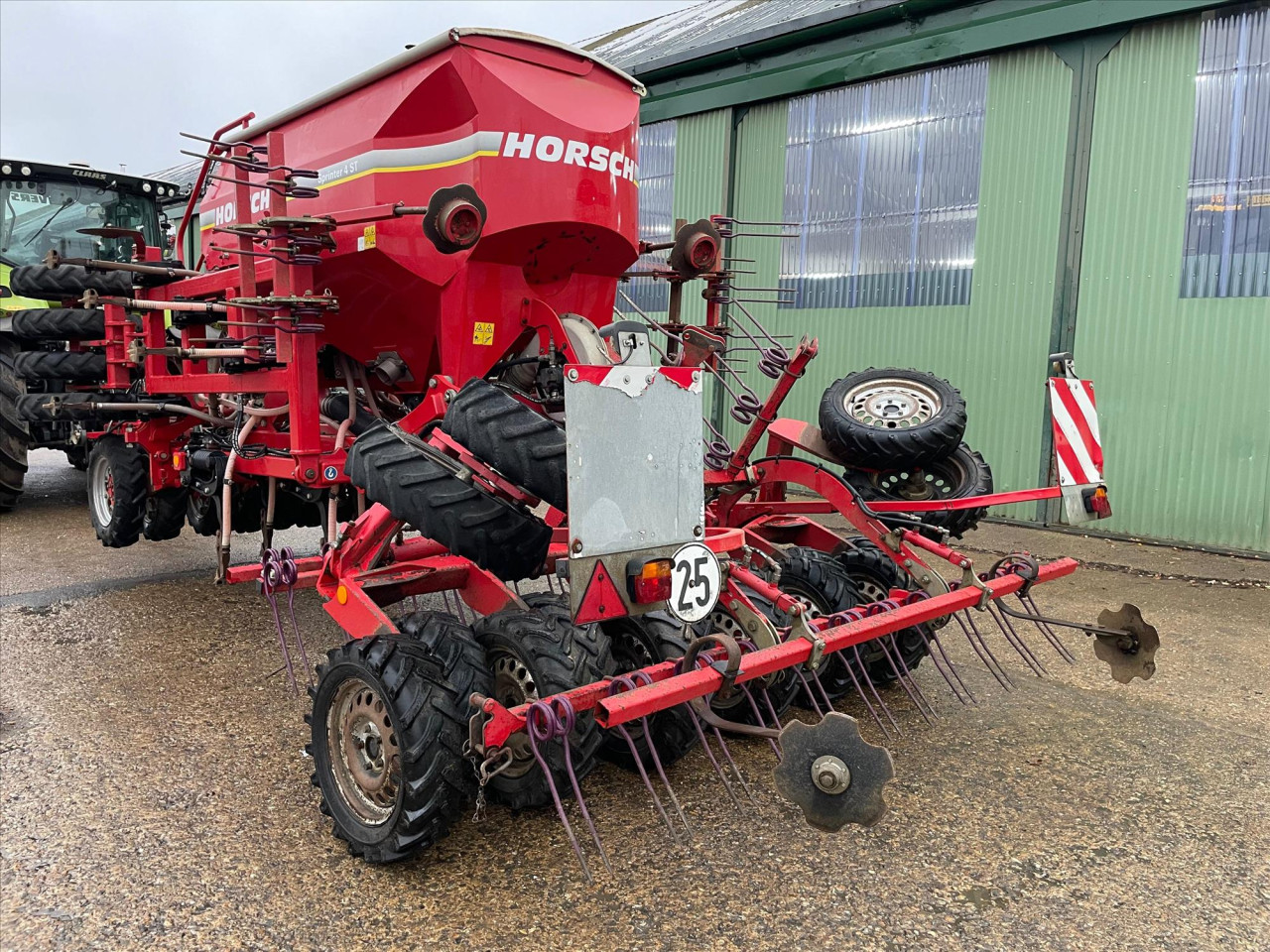 616b85f1-9554-40ff-9b70-33389f142fd4