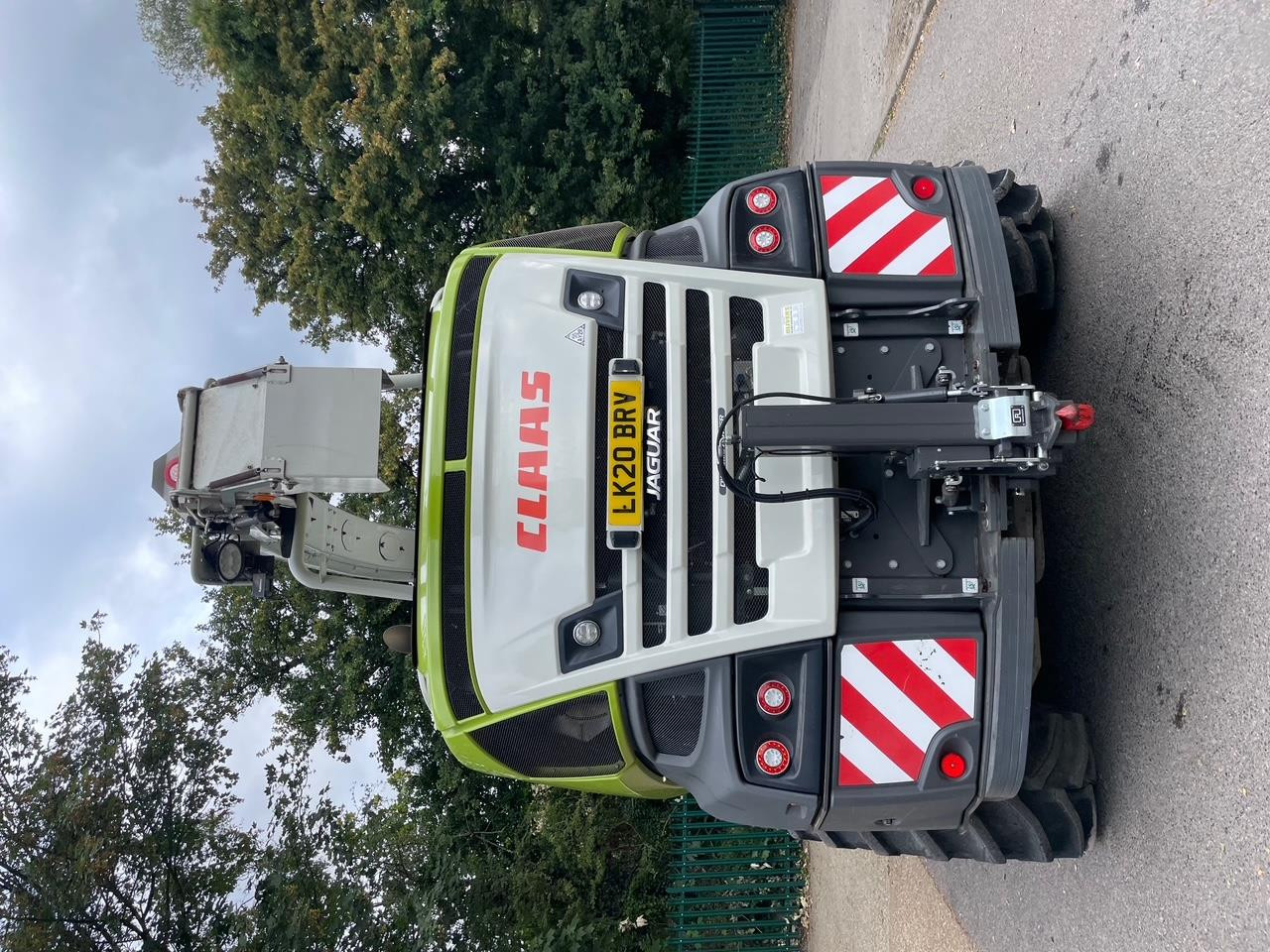 b26a70d3-697b-4f21-a905-d5970d939613