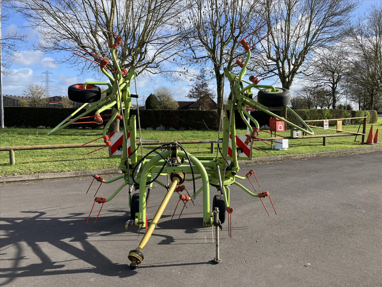 cb2113fb-fff8-4952-9488-6c9b09330671