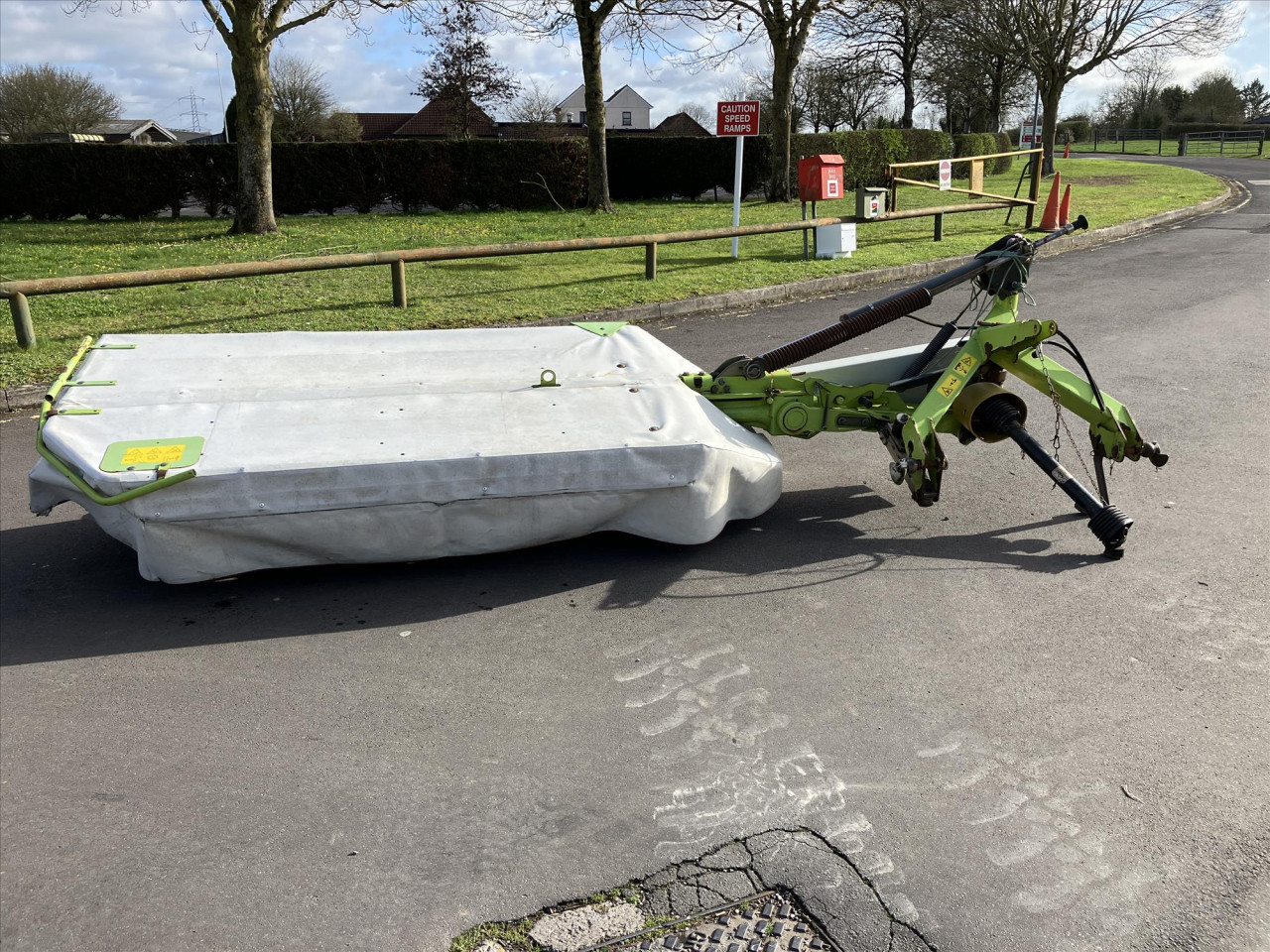 93188bc8-5b54-4a52-be43-0acdddd37db6