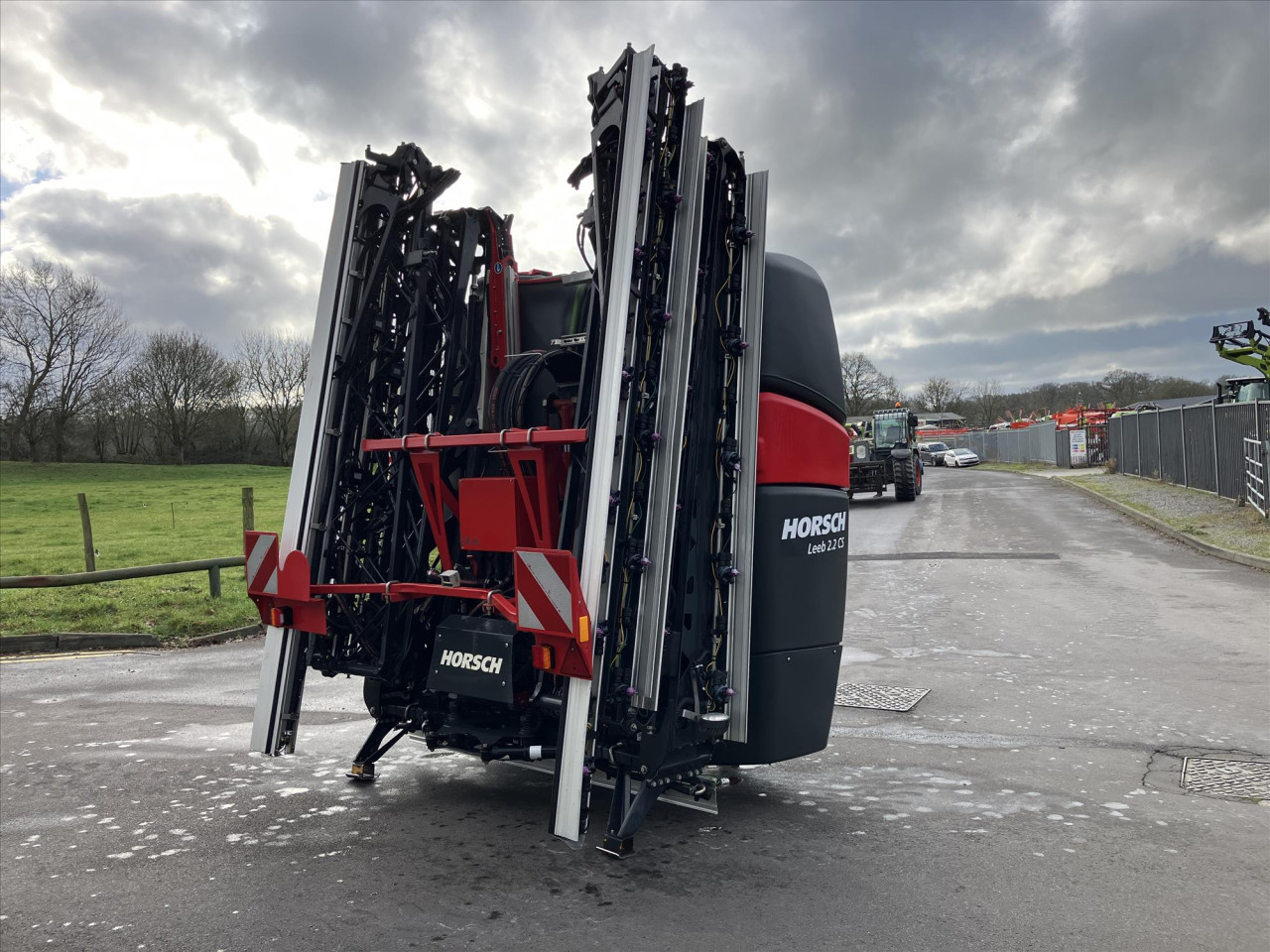 51c5dff5-7d29-45ba-93c3-627db6c0821a