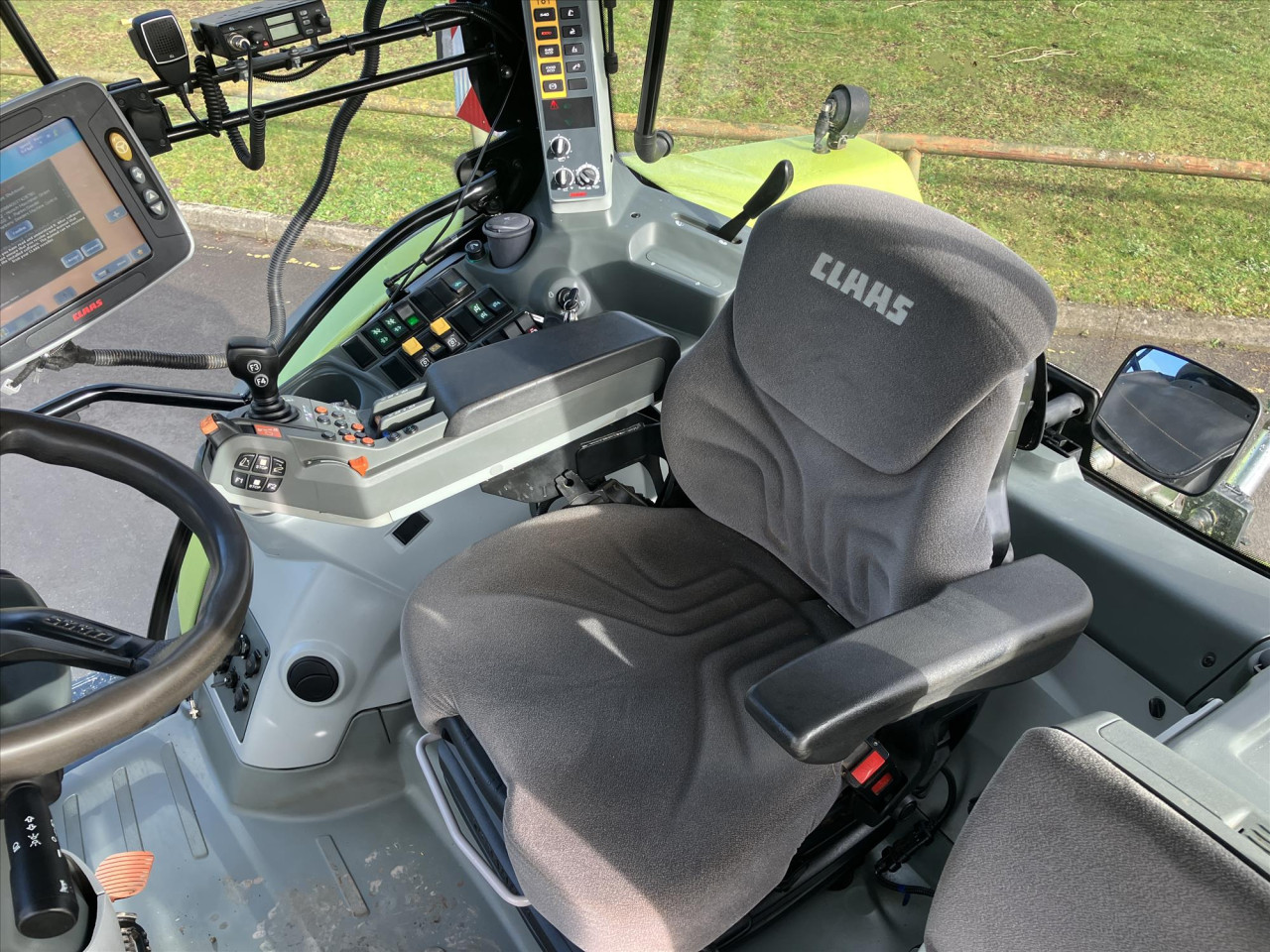 0b74c8d2-3c54-4309-8aea-64c02cbf1188