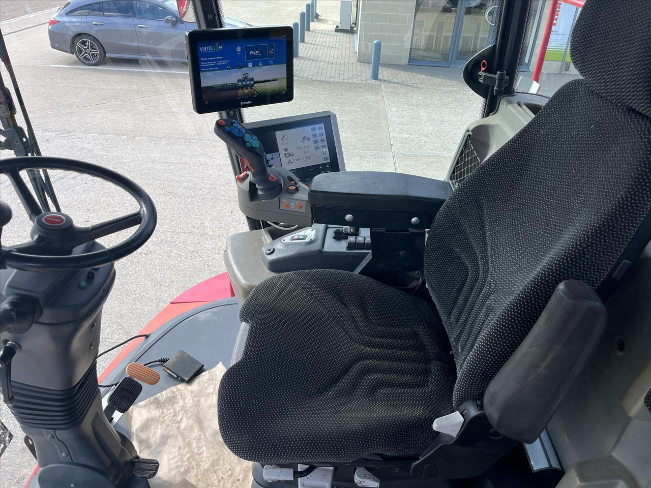 f0698f22-0f1c-4677-a3d3-a719b5c46323