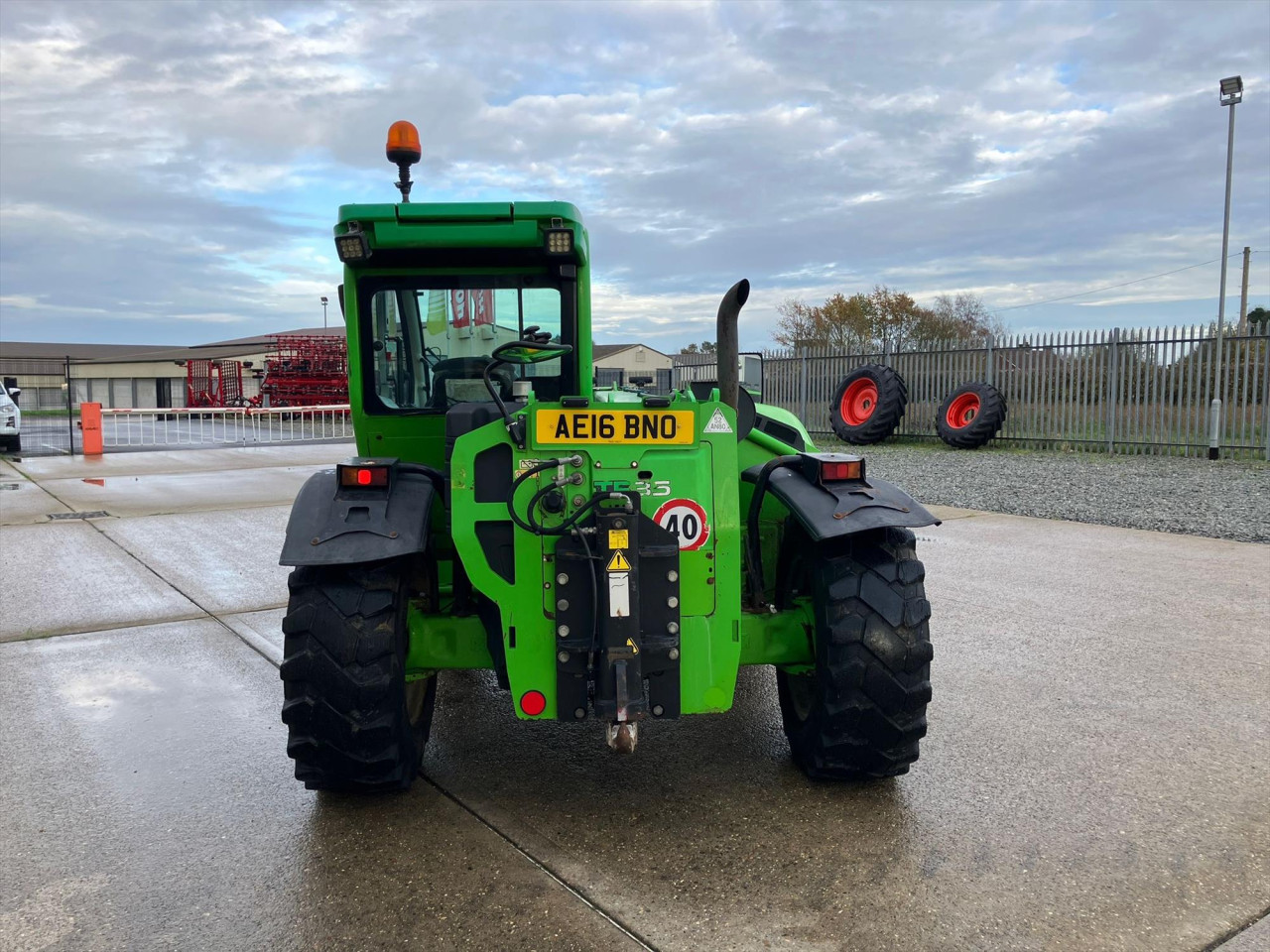 dc715dbe-dd2d-4567-bac1-04d8f7f05e2c