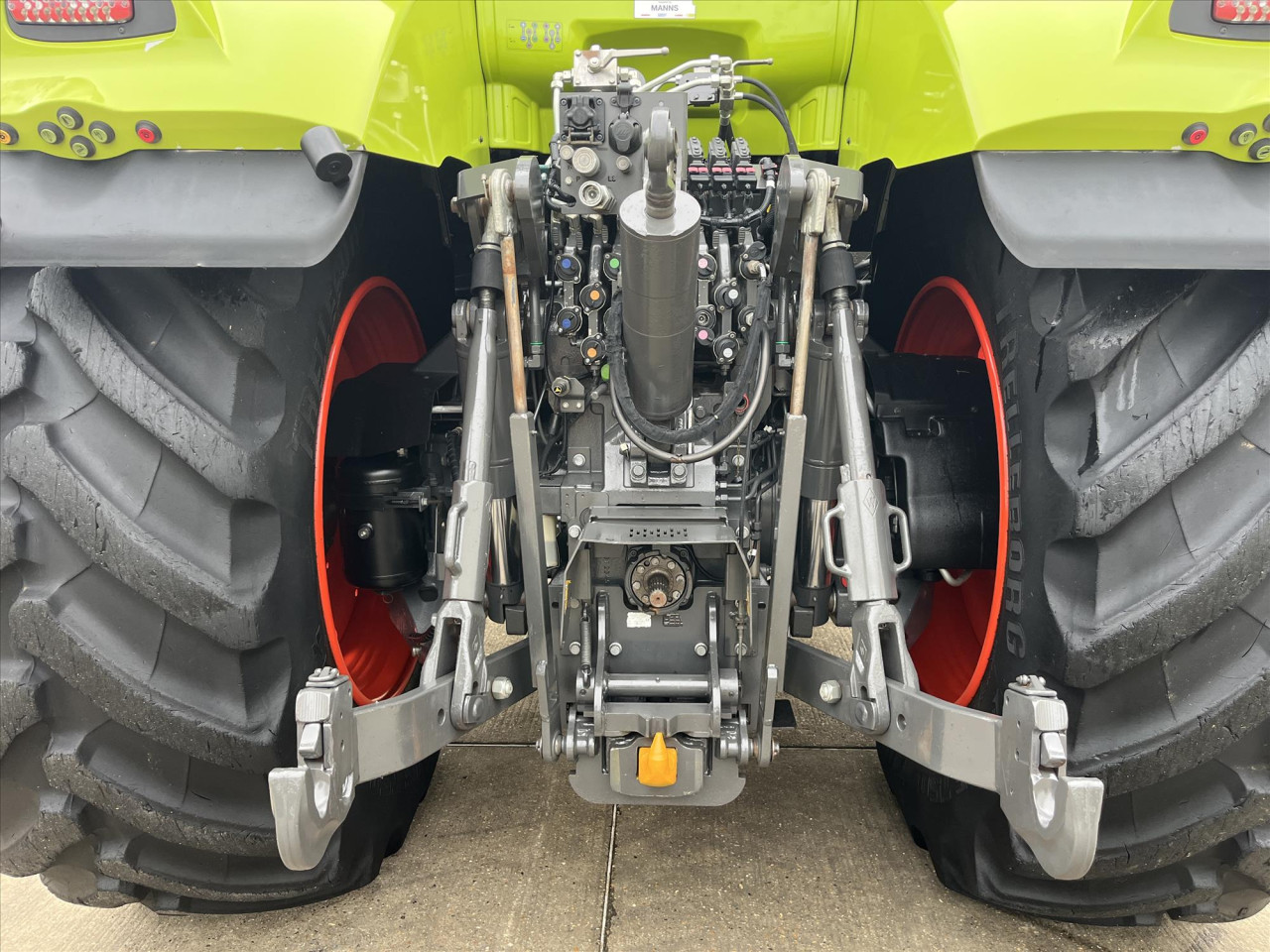 5dc550a7-c558-4f34-9e3e-abe65b6df593