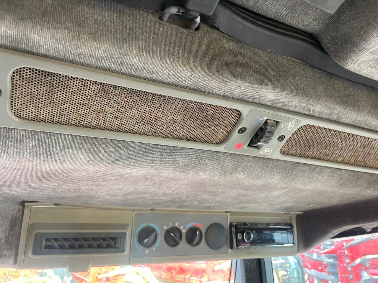 92ec415e-7124-4d42-99f9-2a6cd032350c