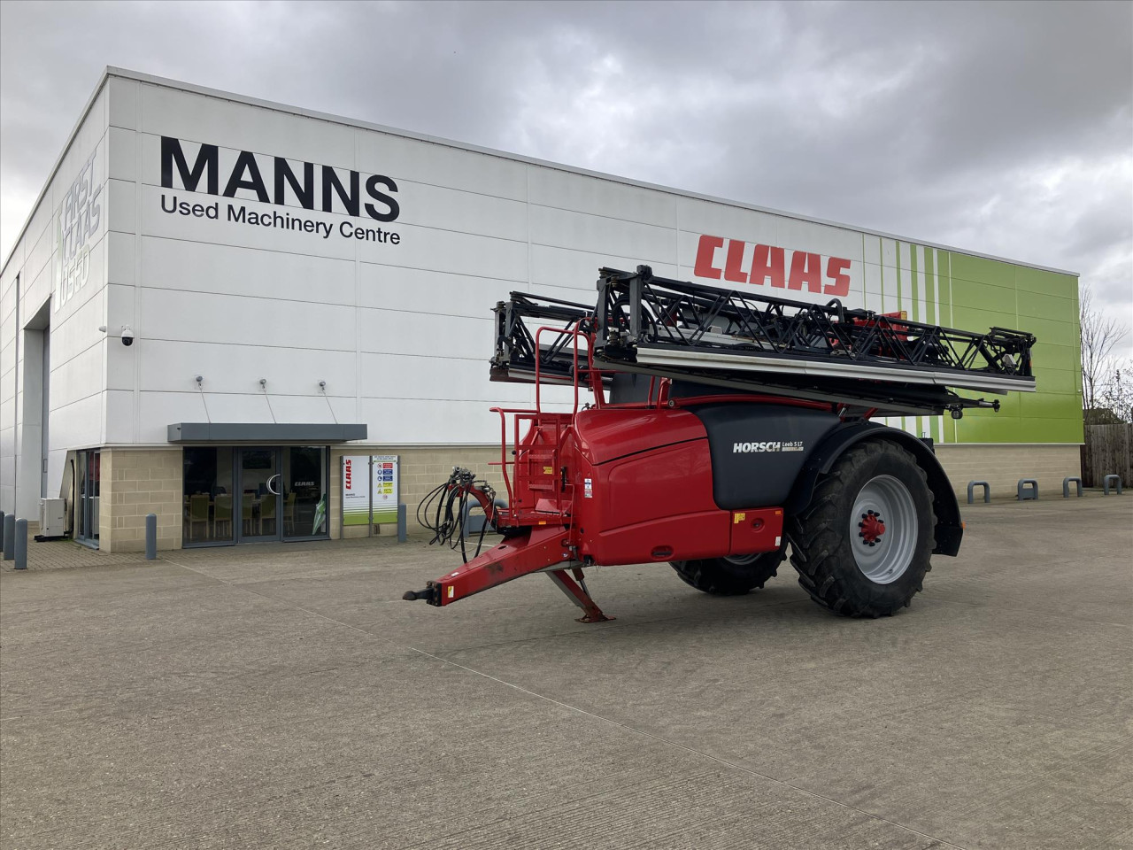 28a610f6-633b-4e8f-9c04-0218ff4ebbf5