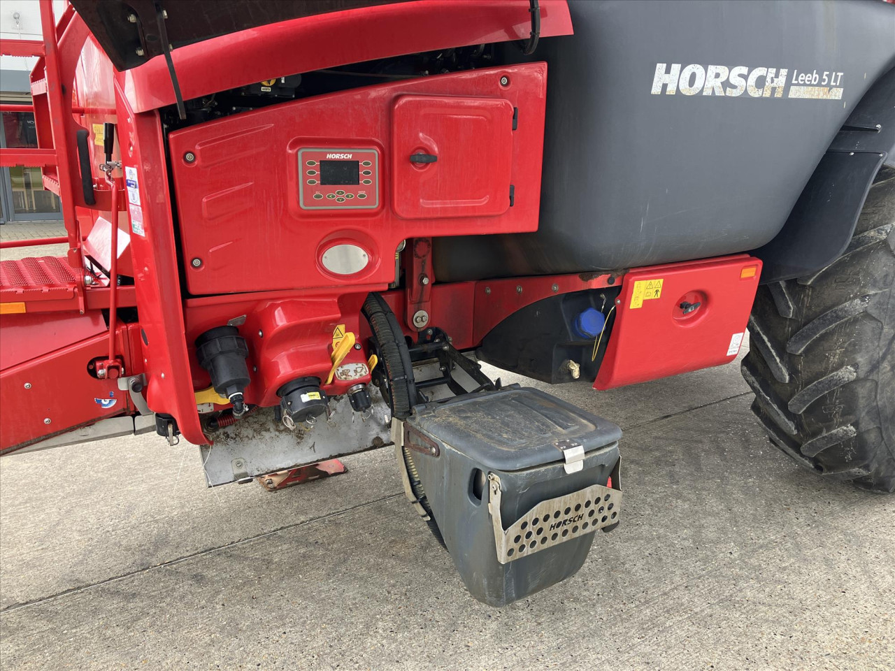 b7d902d3-e59f-4f9d-af20-9c60ef4c4b11