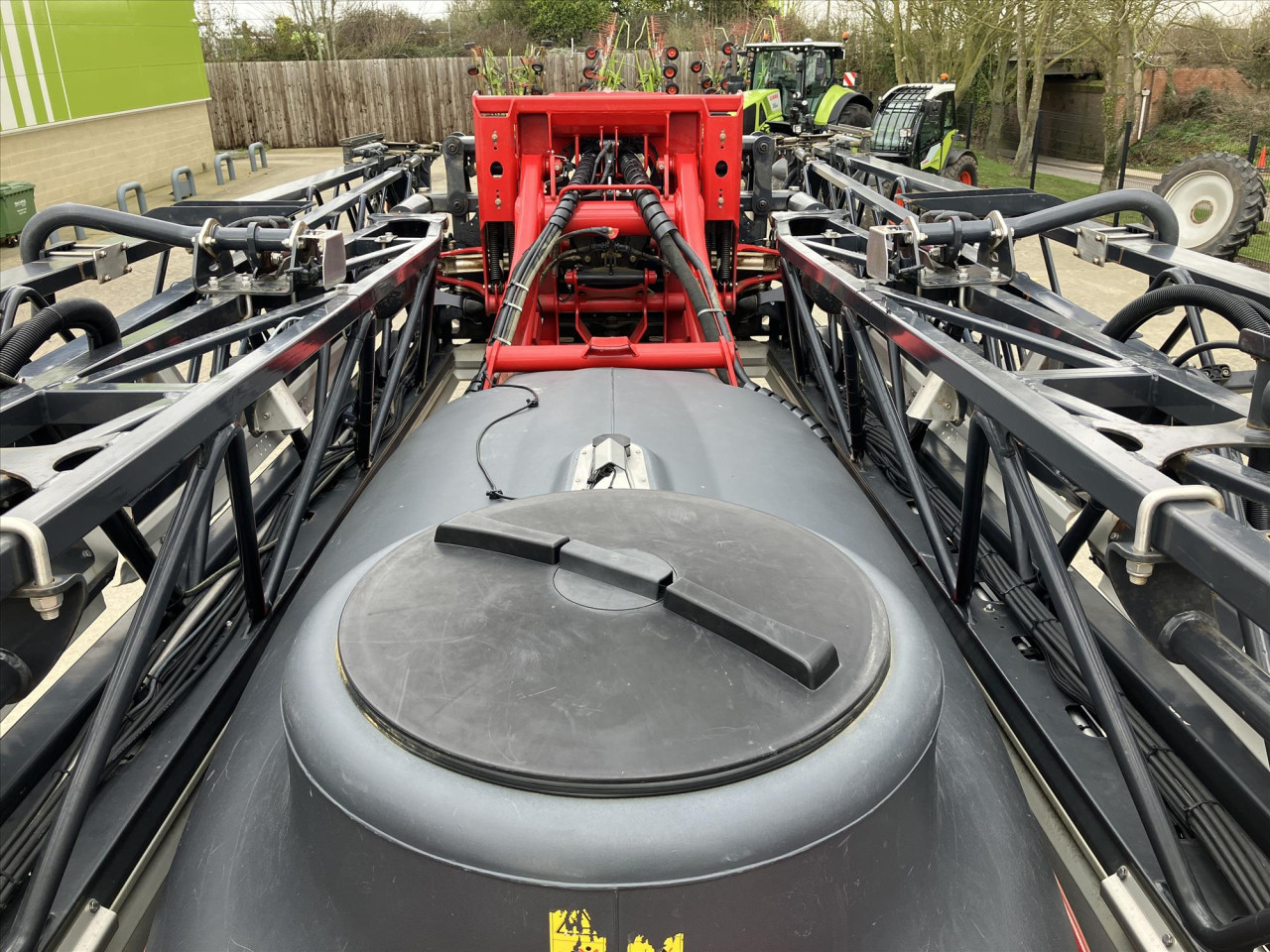 28fb9b0b-b60d-4fec-957b-3bd5177757c3