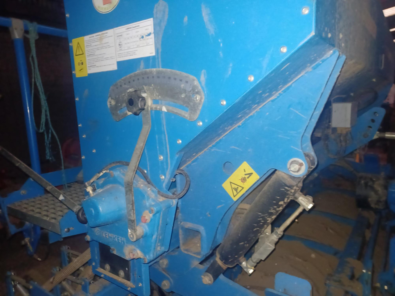 b0810e02-eb0e-4a5d-a7f6-4e1b908dc306