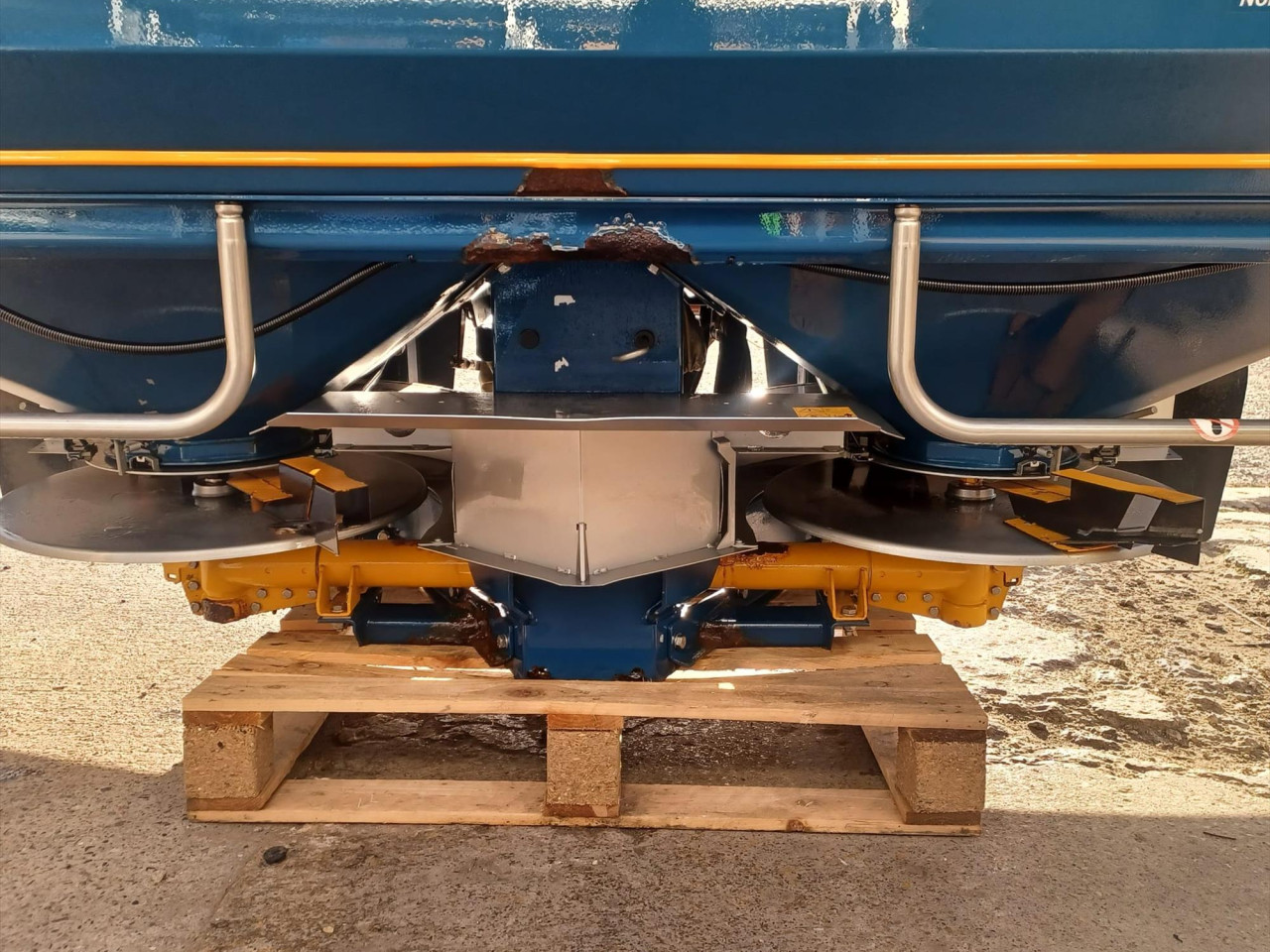 7005e8f9-1437-430b-88cb-080c3b3c1040