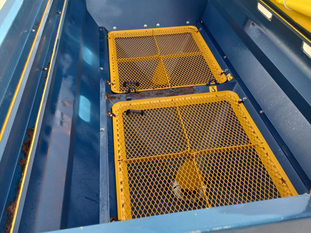 1973a57a-c81e-4d09-b8da-3b492c1a8e23