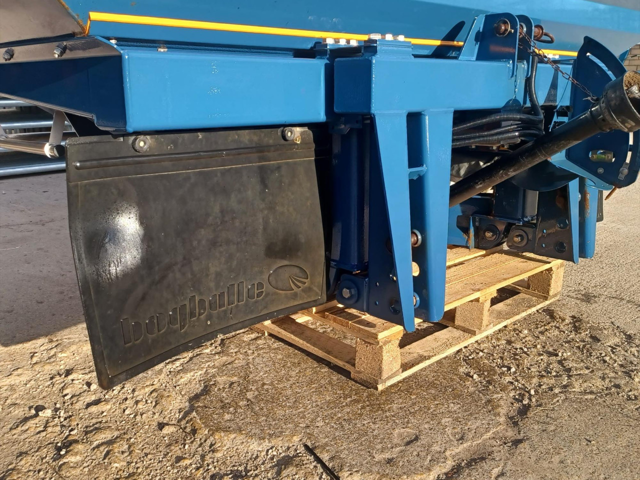 6a518265-f167-406c-bb4b-0198c7c2e7ef