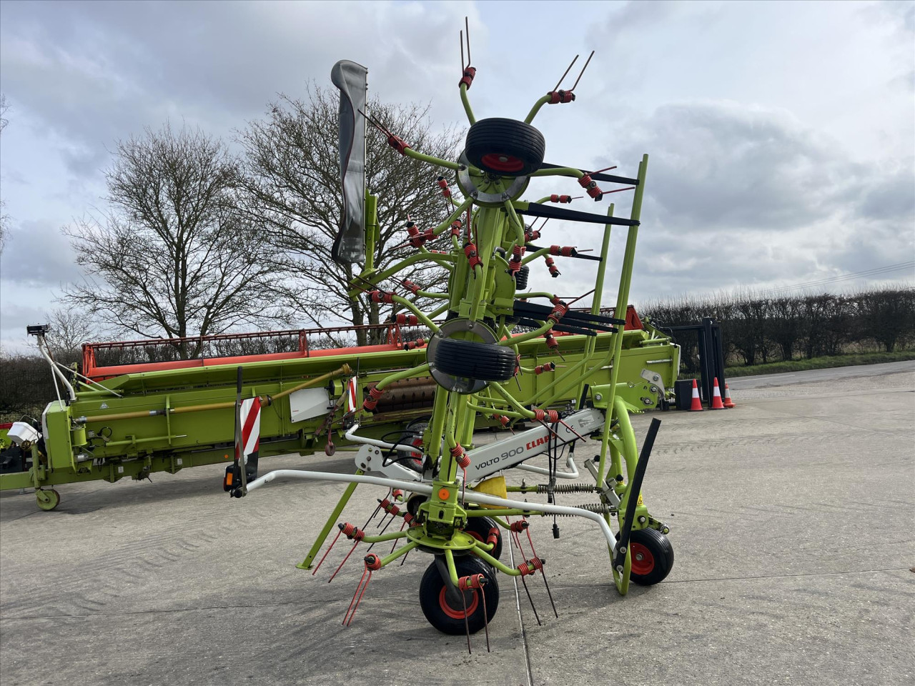 afdc3b97-2bc4-4703-ad0d-327a63292e76