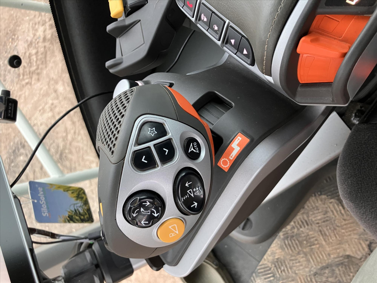 ab9d8449-05db-45b6-9512-3db34e7c7098