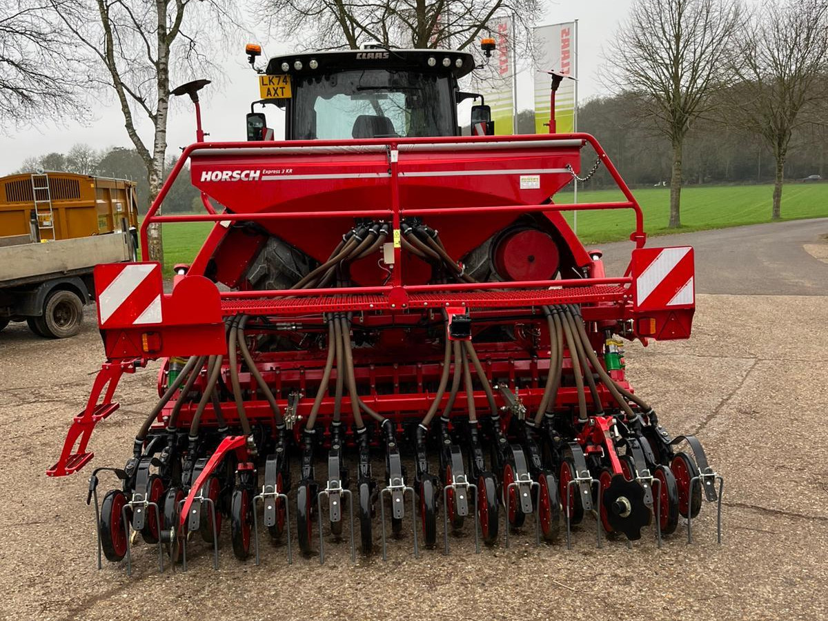 16a072b0-1b99-4f77-a550-78f6a64b8a6d